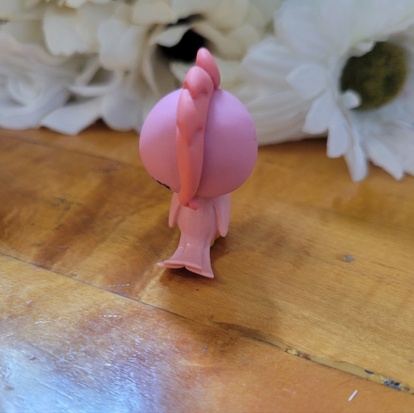 Littlest Pet Shop LPS #1219 Cockatoo Bird Pink Green Blue Eyes 2006 - Picture 4 of 13